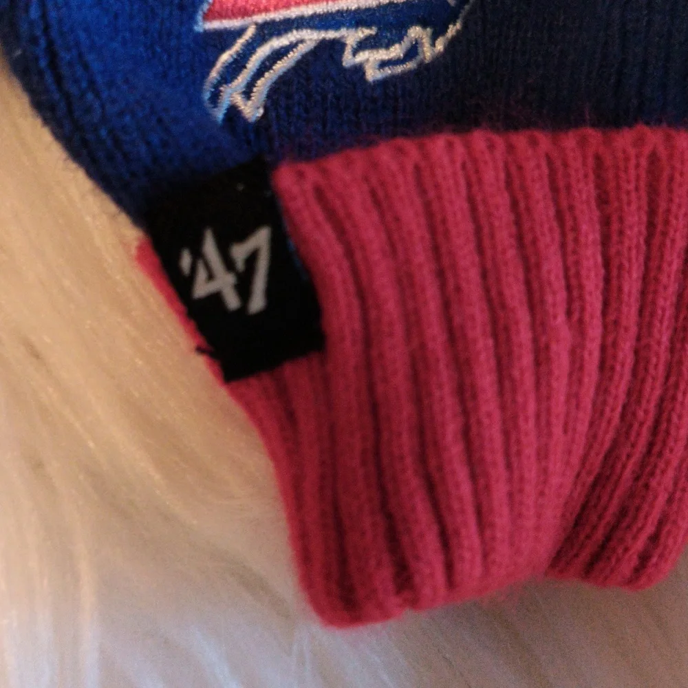 NFL Buffalo Bills Infant Mittens NWT